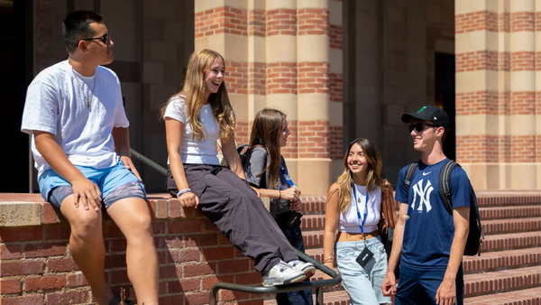 Programa académico por semanas, a elegir 2, 3, 4 ó 5 semanas, con varias fechas disponibles durante los meses de verano